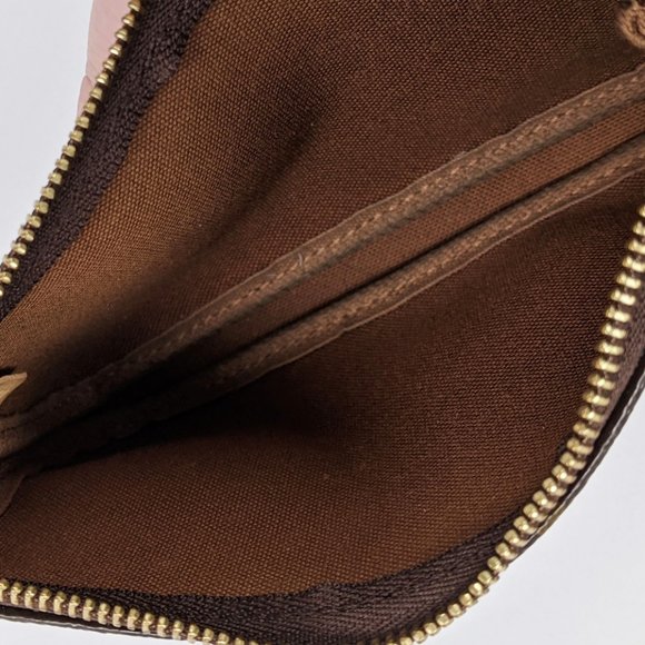 SOLD Louis Vuitton Monogram Pochette Accessoires - Picture 6 of 8